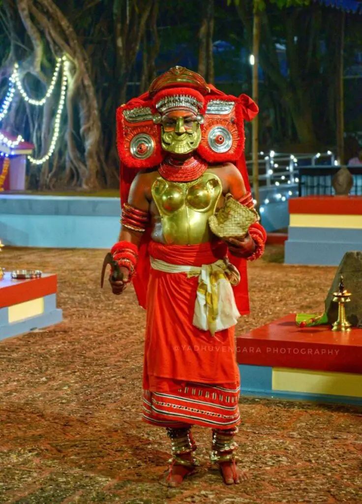 Aruvadi Thondi Theyyam