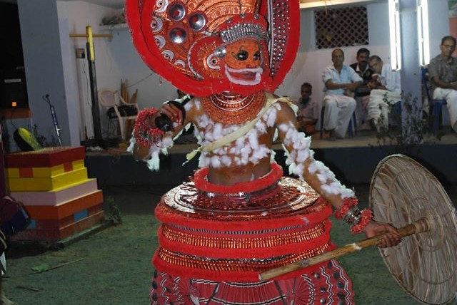 Padaveeran Theyyam