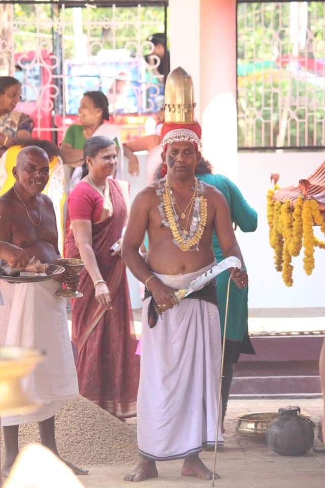 Poolinkeezhil Daivam Theyyam